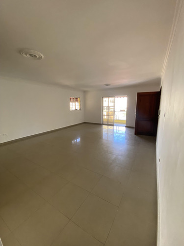 Apartamento En Alma Rosa I
