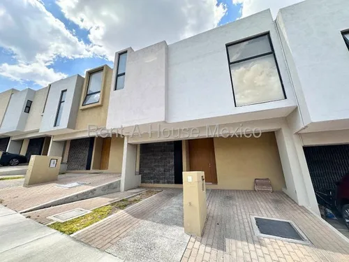 Zibata, Qro. Se Vende Casa Con 3 Recamaras 175 M2 De Construccion Qh 253112