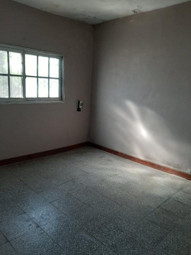 Imagen 6 de 13 de Farina, Lote De 10x70m, Con Casa Y 2 Deptos A Terminar