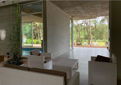 Imagen 8 de 30 de Hotel A Una Cuadra Del Mar - Mar De Las Pampas -villa Gesell