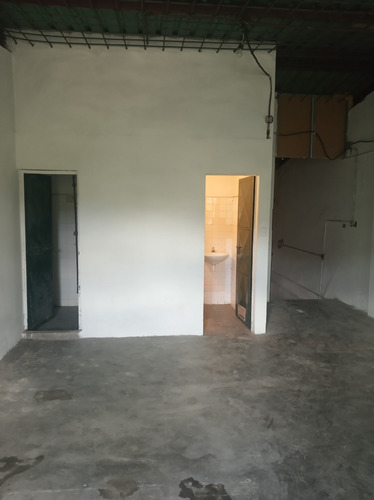 Imagen 12 de 20 de Local Comercial En Venta, 80 M2. Flor Amarillo-valencia