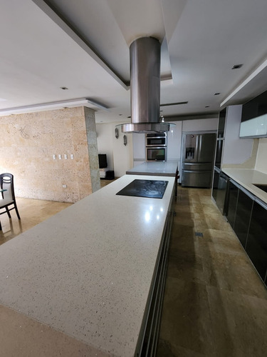 Imagen 5 de 18 de Townhouse En Venta Urb Trigal Norte (solo Cliente) Da