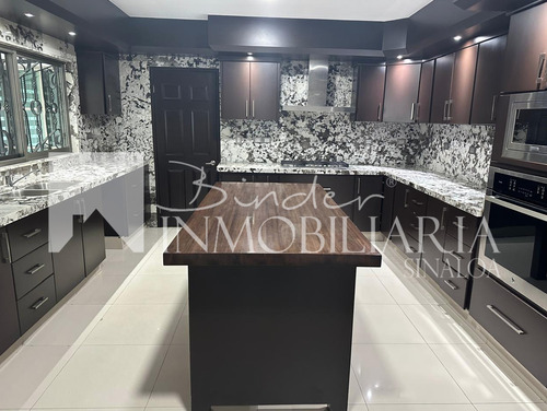 Casa En Residencial Privado, Col. Scally, Los Mochis Sinaloa