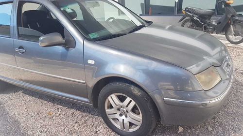 Volkswagen Bora Primera Mano