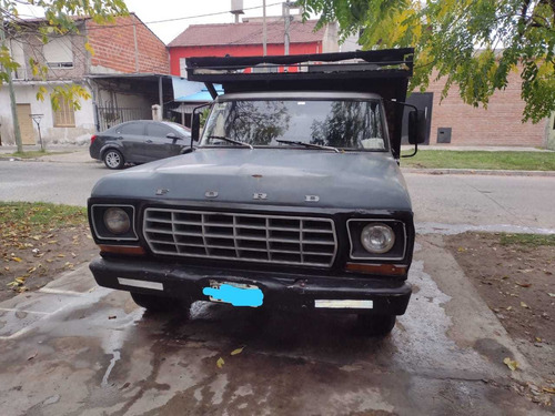 Ford F-100 3.6 Nafta