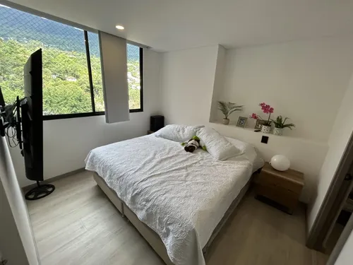 Apartamento En Arriendo En Envigado Sector Loma De Los Mesa (25573).