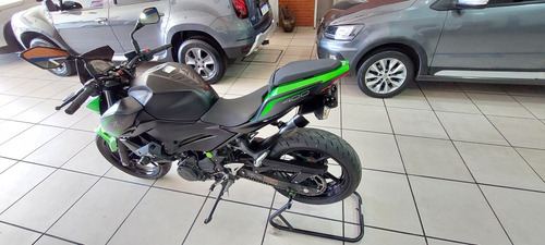 / Señada / Kawasaki Z400 { Excelente Estado Con Accesorios }