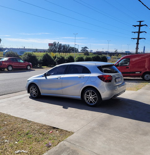 Mercedes-Benz Clase A 1.6 A 200 At Urban B.efficiency 156cv