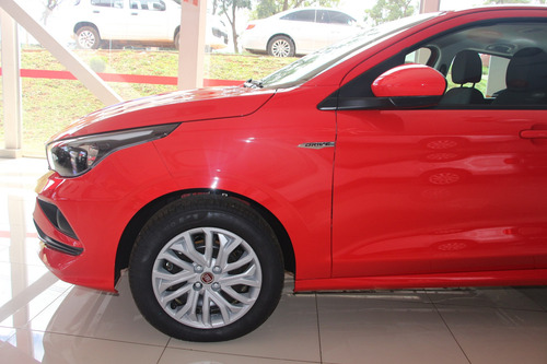 Imagem 3 de 11 de Fiat Cronos Drive 1.3 (flex)