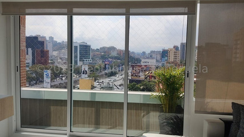 Imagen 5 de 24 de Bello A Estrenar Y Remodelado Con Buen Gusto En El Rosal, Caracas, Código: 23-25836 Mvg