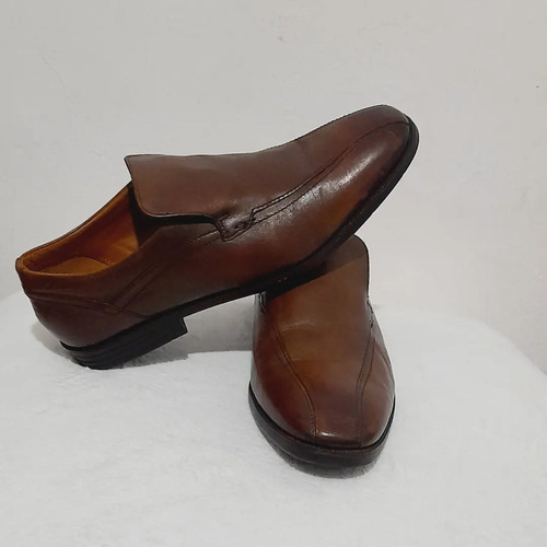 Zapatos Clarks De Cuero Talle 42 (Usado)