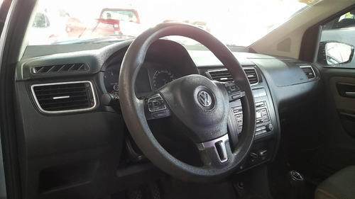 Volkswagen Suran 1.6 Trendline 11b
