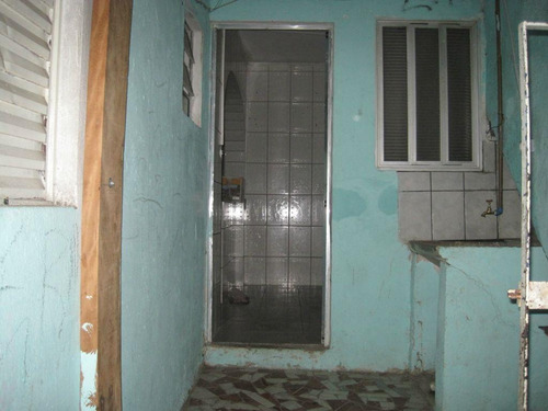 Imagem 3 de 9 de Casa Com 1 Dormitório Para Alugar, 70 M² Por R$ 1.000,00/mês - Vila Mangalot - São Paulo/sp - Ca0230