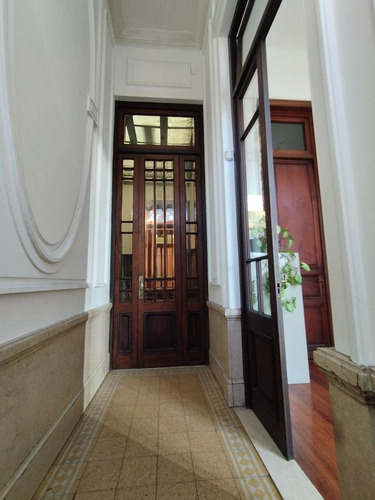 Imagen 2 de 9 de Venta De Casa 4 Dormitorios Con Garaje En Tres Cruces