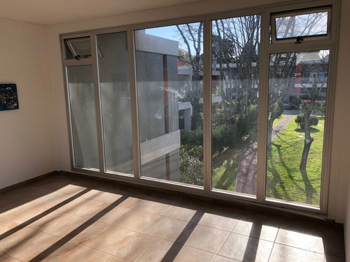 Imagen 3 de 17 de Ph En Venta En Ranelagh