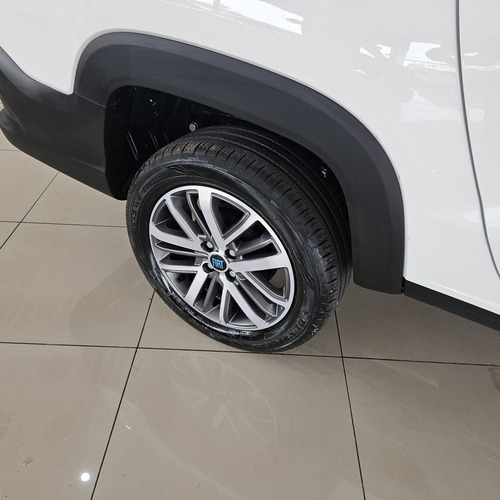 Fiat Strada 1.3 Volcano Cab. Dupla 16v Flex 4p