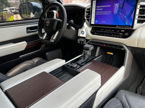 Toyota Sequoia 3.4 V6 Capstone