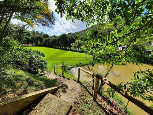 Imagem 25 de 30 de (24.000 M²) Belo Sitio À Venda Em Juquitiba/sp, Com Lago, Piscina, Salão De Festas E Trilhas Para Caminhar E Contemplar A Natureza. - 89 - 70390936