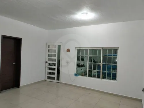 Casa En Venta En La Piedrera