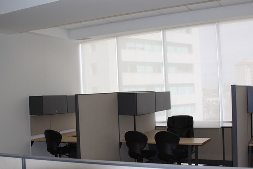 Imagen 2 de 8 de Cómoda Oficina Terminada Y Amueblada En Edifico Inteligente