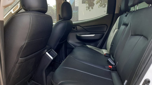 Imagem 7 de 14 de Mitsubishi L200 Triton 2.4 16v Turbo Diesel Sport Gls