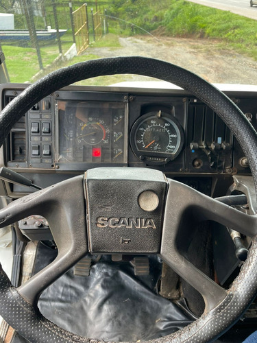 Conjunto Scania 112hs 4x2 (toda 113) Mais Carreta