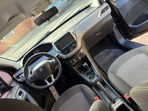 Peugeot 208 1.6 Allure Tiptronic