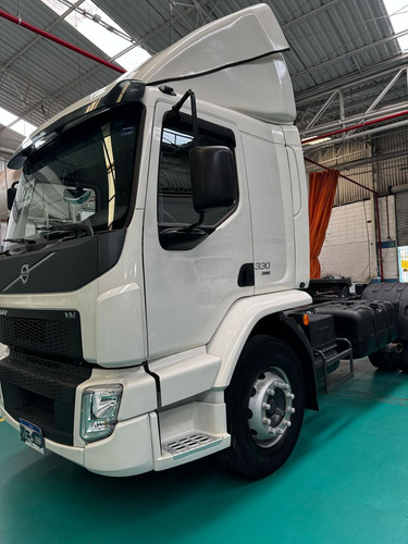 Volvo Vm 330 4x2 Unico Dono Impecavel