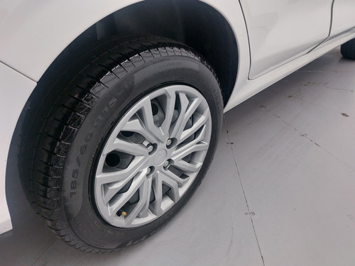 Fiat Cronos 1.0 FIREFLY FLEX DRIVE MANUAL