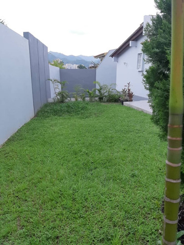 Imagen 5 de 28 de Casa De Esquina En Venta En Urbanización El Bosque Con Vigil