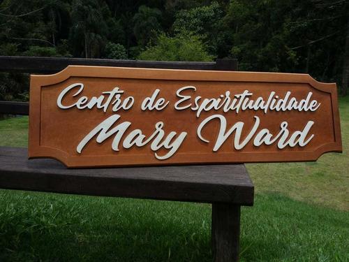 Placa Entalhada Madeira Nobre