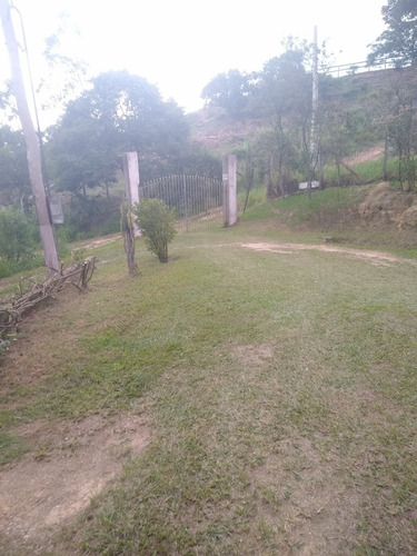 Chácara Em Alumínio - Sp