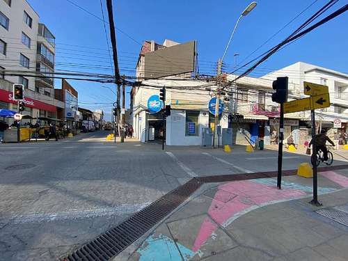 Local Comercial 214 M2, Esquina En Pleno Centro Quillota