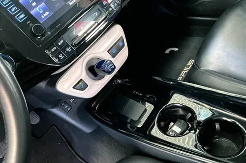 Toyota Prius 1.8 Premium Cvt