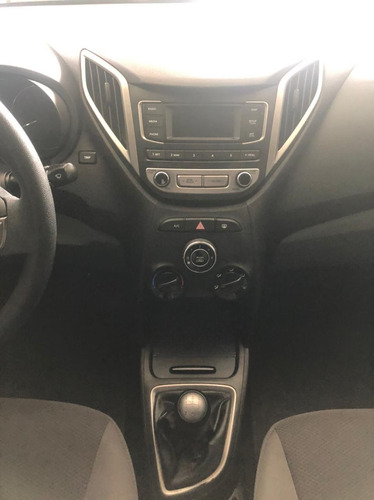 Imagem 8 de 9 de Hyundai Hb20 2018 1.0 Comfort Plus Flex 5p