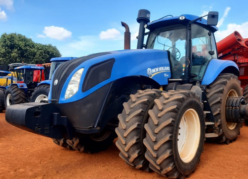 Trator New Holland T8.385 Ano 2014