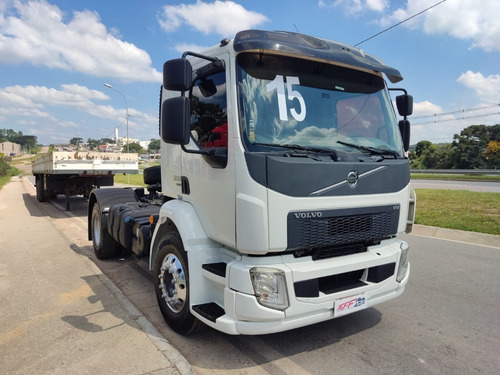 Imagem 6 de 15 de Volvo Vm 330 4x2 I-shift 2015