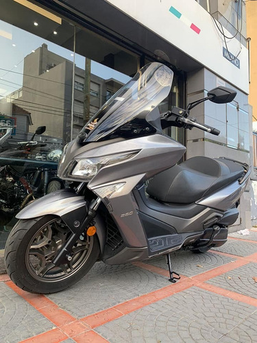 Imagen 7 de 19 de Kymco Xtown 250i