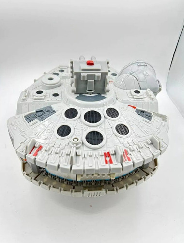 Star Wars Halcón Milenario De Hasbro 2011 Millennium Falcon (Usado)