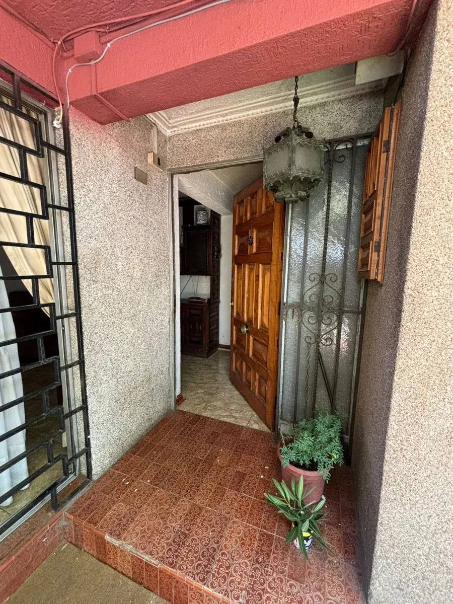 Imagen 2 de 26 de Gran Oportunidad En Ñuñoa, Casa En Venta