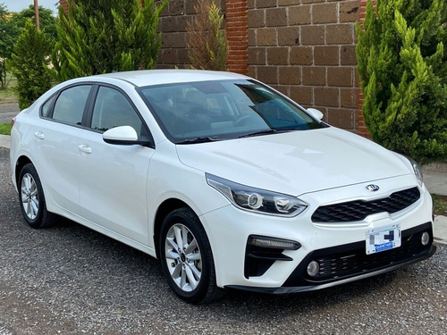 Imagen 1 de 7 de Kia Forte 2.0 Hb Ex At 2020