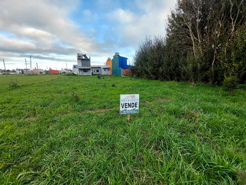 Lote De 405 M² En Camet Norte