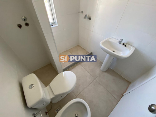 Imagen 11 de 16 de Apartamento En Altos De La Laguna, 2 Dormitorios - Consulte !!!!!!