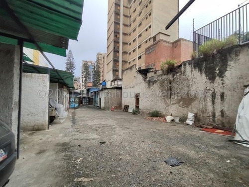 Imagen 1 de 6 de Tibizay Diaz Vende Terreno En La Parroquia Catedral (av. Baralt) Mls #21-27431