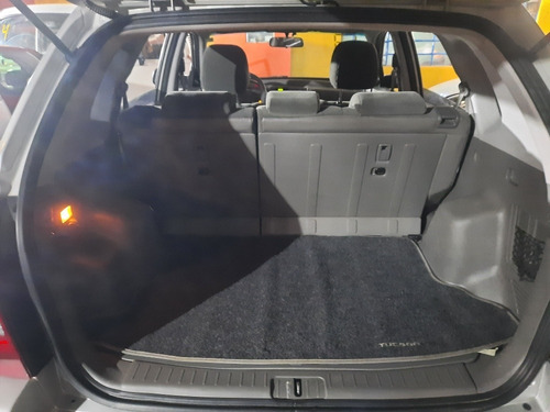Imagem 7 de 12 de Hyundai Tucson 2013 2.0 Gls 4x2 Flex Aut. 5p