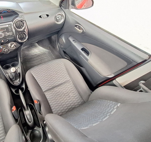Toyota Etios 1.5 Xs