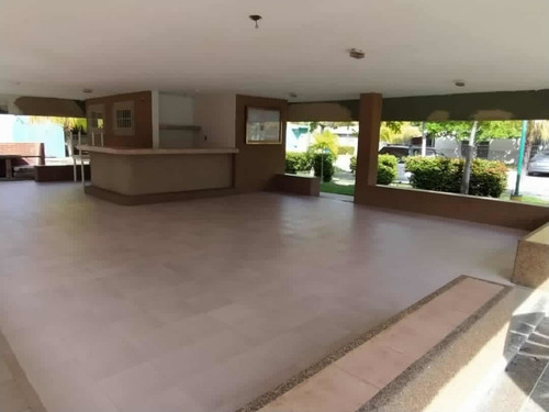 Imagen 2 de 14 de En Venta Apartamento En Higuerote Sector Aguasal