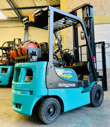 Imagen 9 de 12 de Autoelevador Sumitomo 2tn, Mastil 3mts, Desplazador