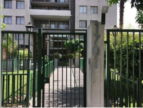Departamento En Sector Residencial De Independencia