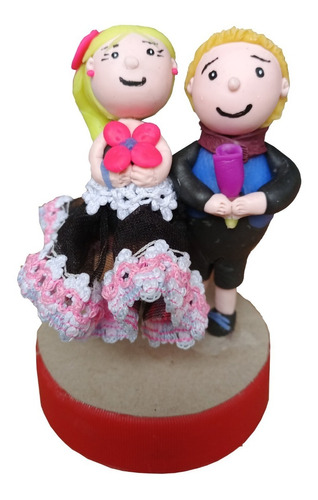 Muñecos En Porcelanicron Para Detalles Novios Enamorados Etc